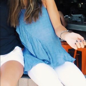 Blue lilly rain top